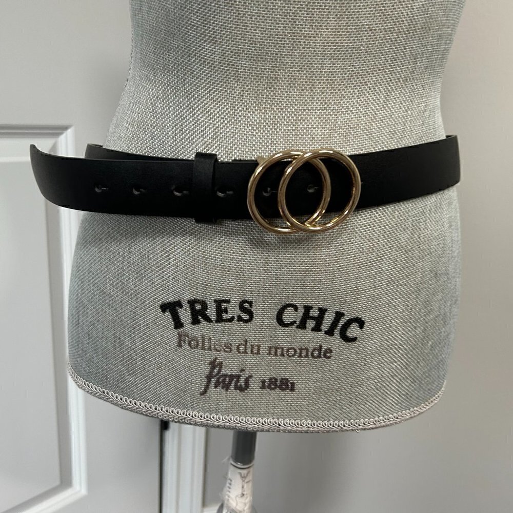Black Faux Leather Women's Belt w Gold Double O Ring Closure Size M EUC - Picture 2 of 4